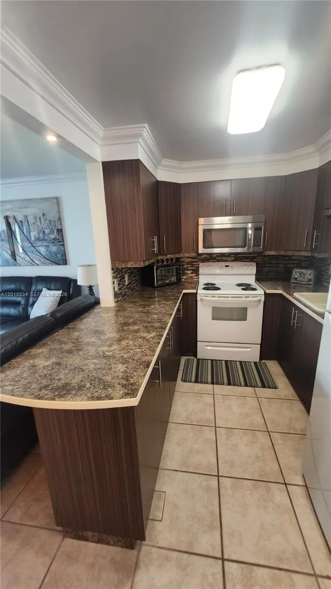 226 Markham K # 226, Deerfield Beach, FL 33442 photo 6
