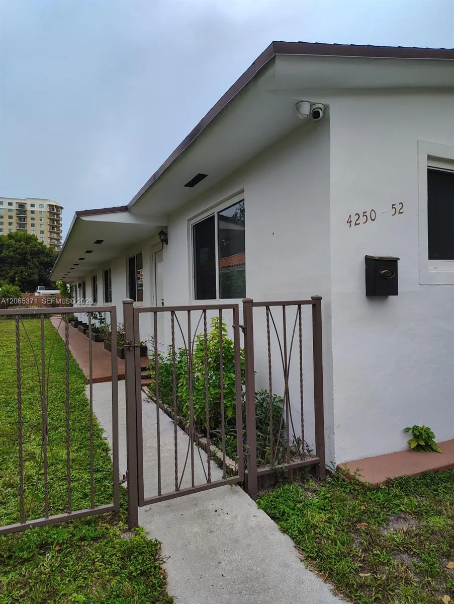 4252 NW 3rd St # 4252, Miami, FL 33126 — zdjęcie 4