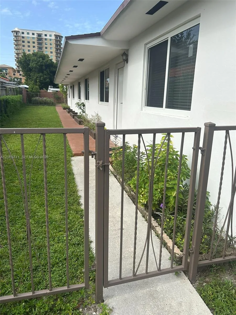 4252 NW 3rd St # 4252, Miami, FL 33126 — zdjęcie 5