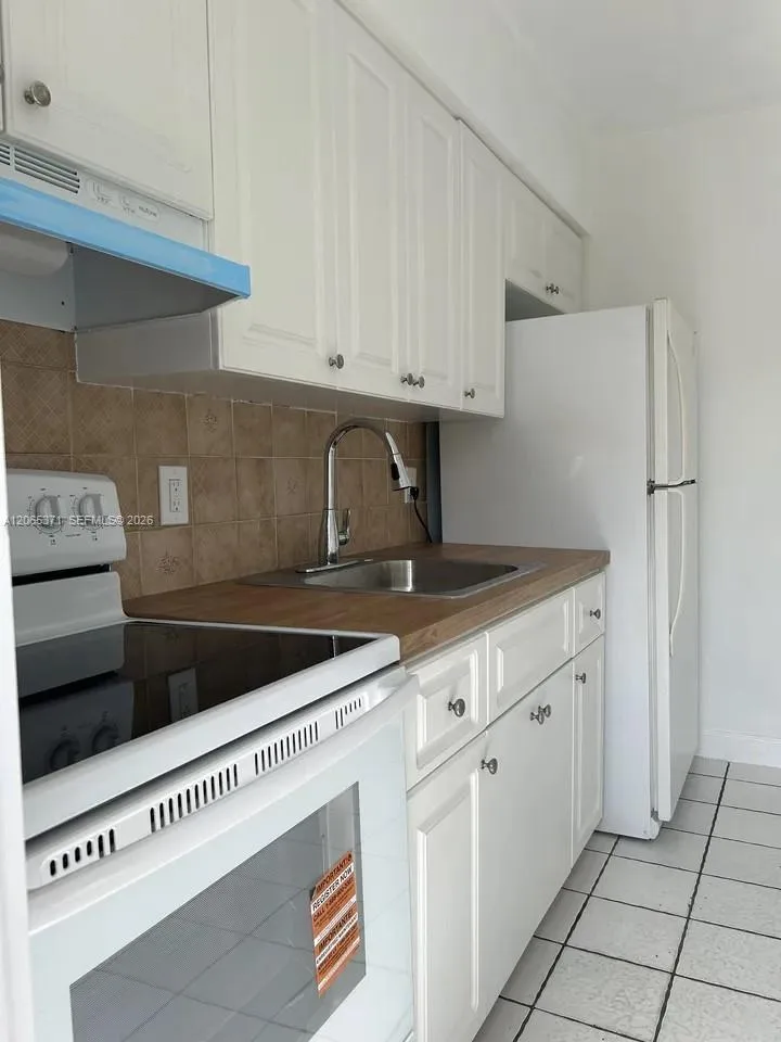 4252 NW 3rd St # 4252, Miami, FL 33126 photo 8