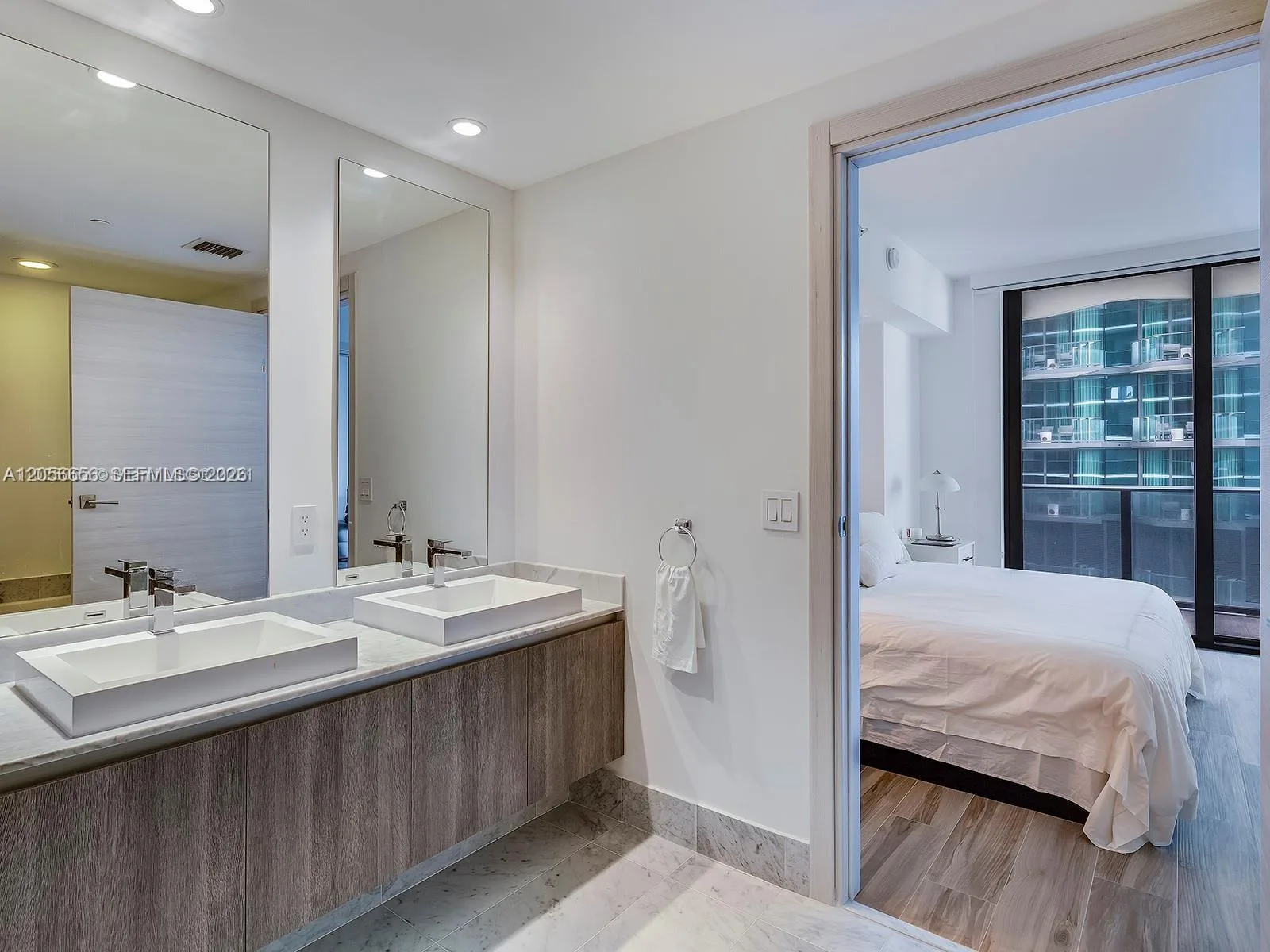801 S Miami Ave # 2706, Miami, FL 33130 photo 3