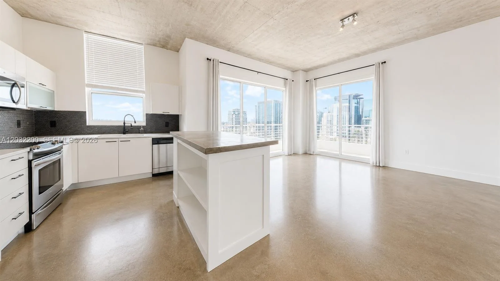 133 NE 2nd Ave # 3112, Miami, FL 33132