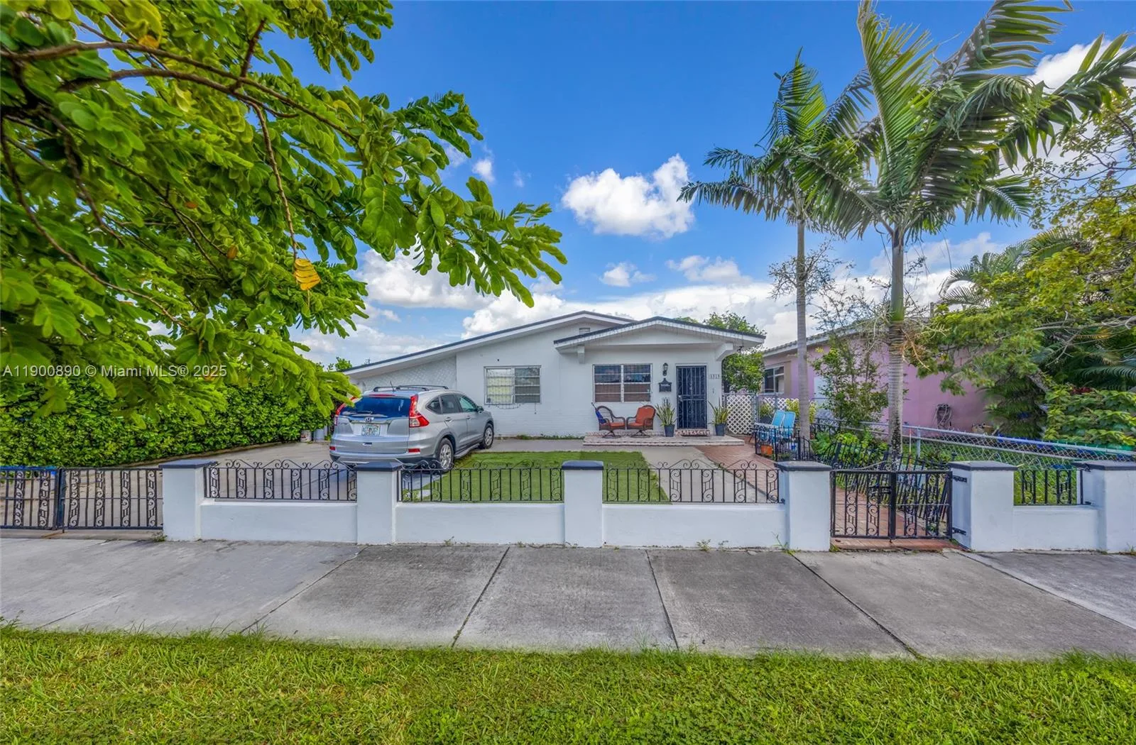 1515 NW 33rd Ave, Miami, FL 33125 photo 2
