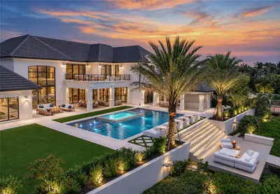 Admirals Cove