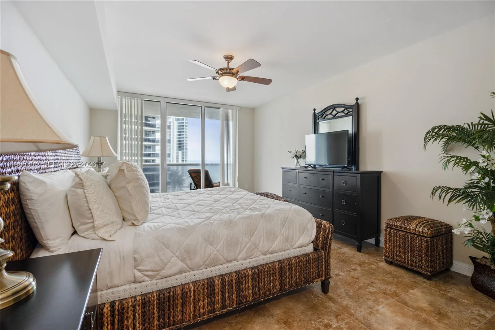 1830 S Ocean Dr # 1108, Hallandale Beach, FL 33009 photo 11