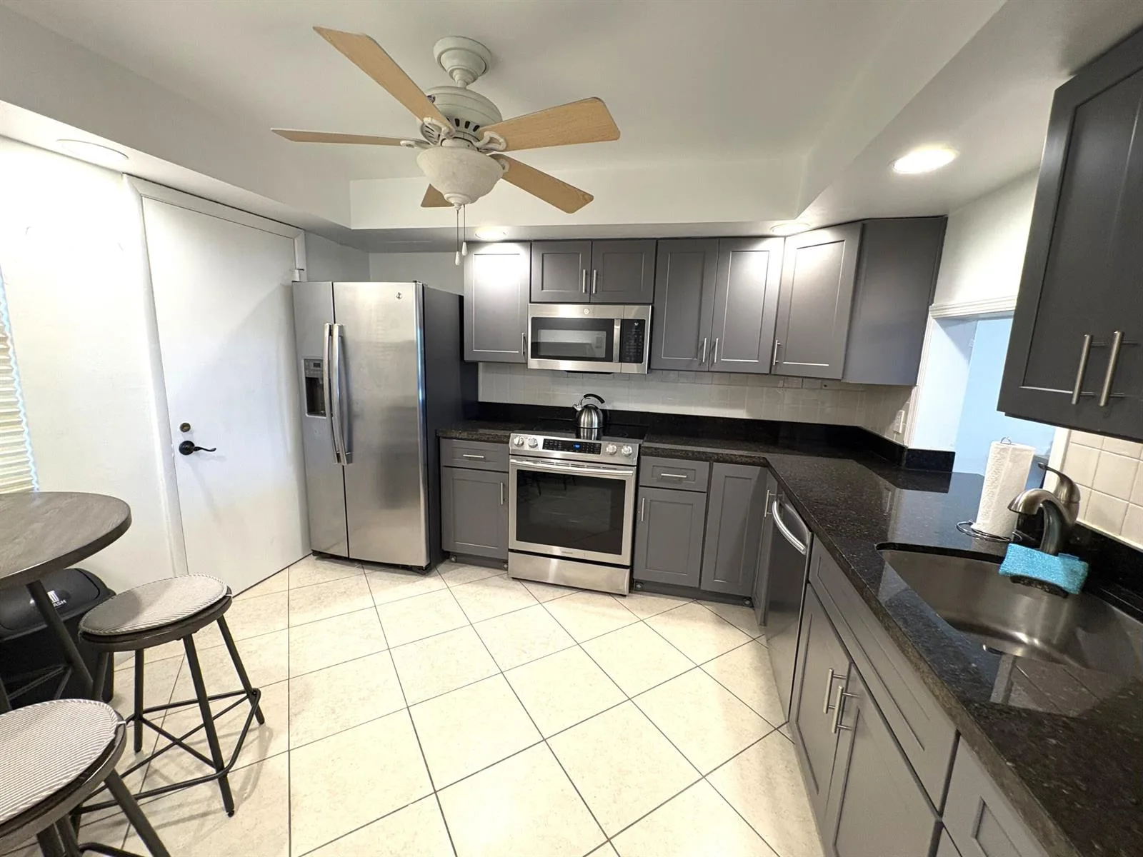 640 TENNIS CLUB Drive # 311, Fort Lauderdale, FL 33311 photo 3