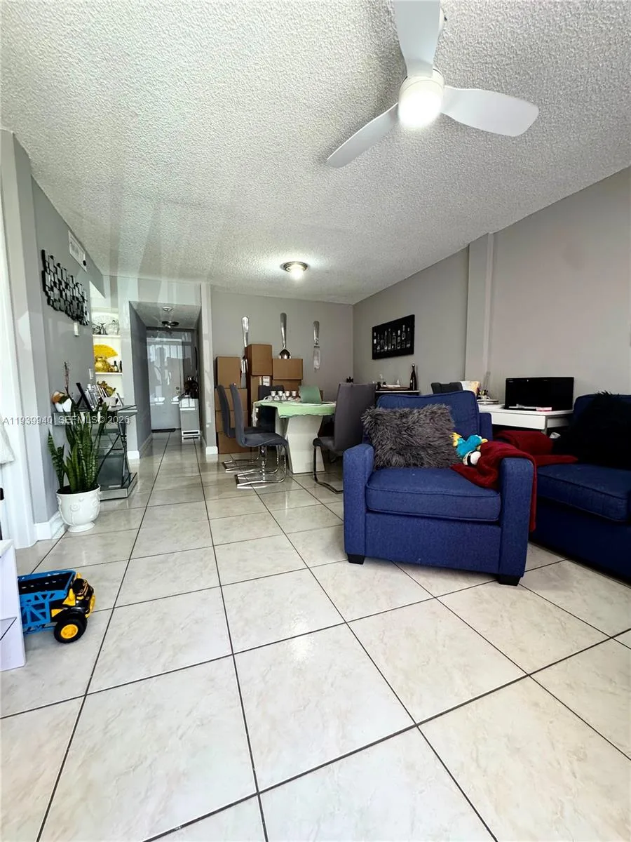 19729 SW 114th Ave # 250, Miami, FL 33157 photo 3