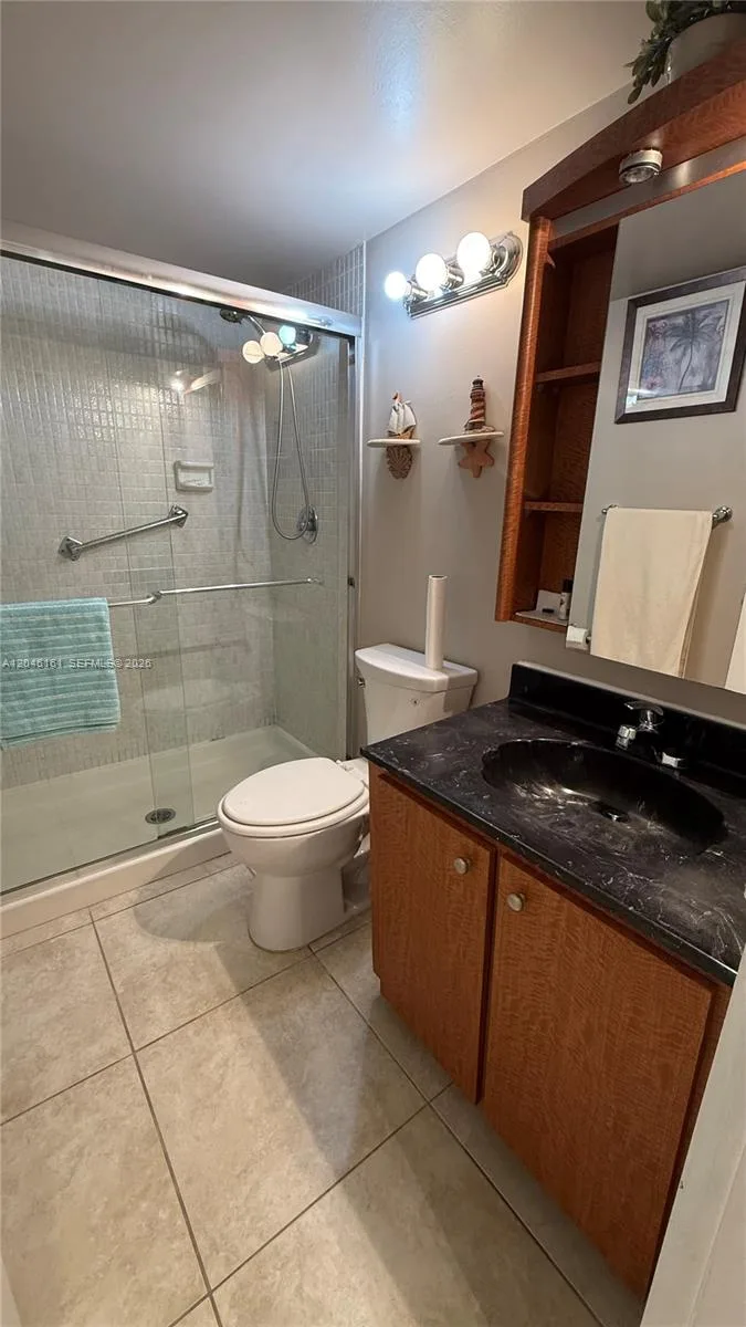 2049 S Ocean Dr # 1004, Hallandale Beach, FL 33009 photo 9