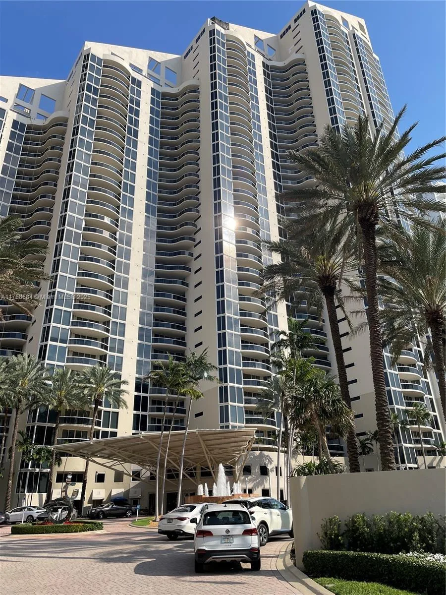Pinnacle – photo 27