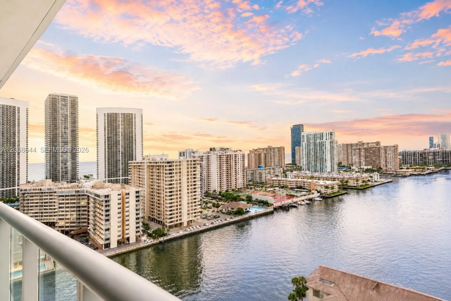 2602 E Hallandale Beach Blvd # R1905, Hallandale Beach, FL 33009