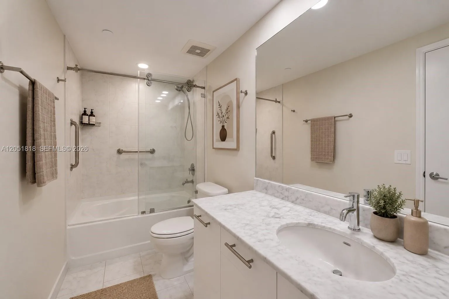 950 Brickell Bay Dr # 1905, Miami, FL 33131 photo 12