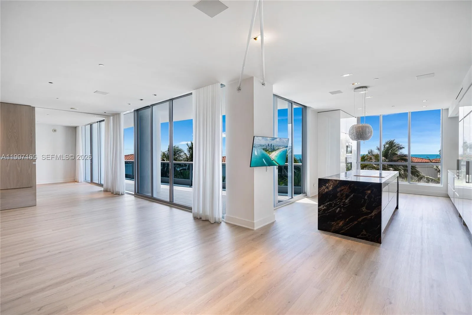 5959 Collins Ave # 705, Miami Beach, FL 33140 photo 2