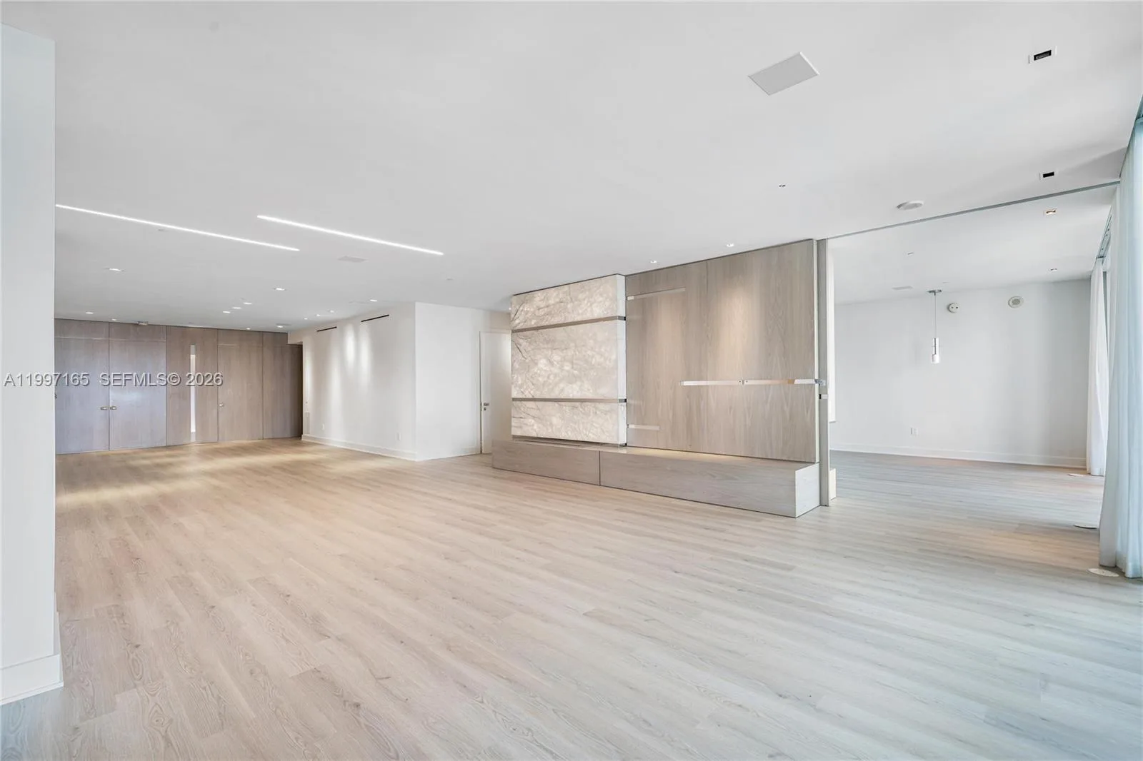5959 Collins Ave # 705, Miami Beach, FL 33140 photo 8