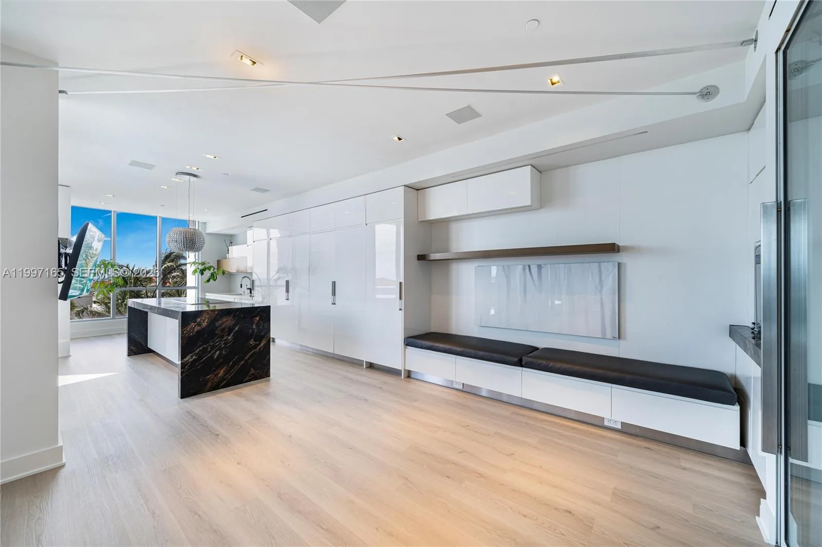 5959 Collins Ave # 705, Miami Beach, FL 33140 photo 9
