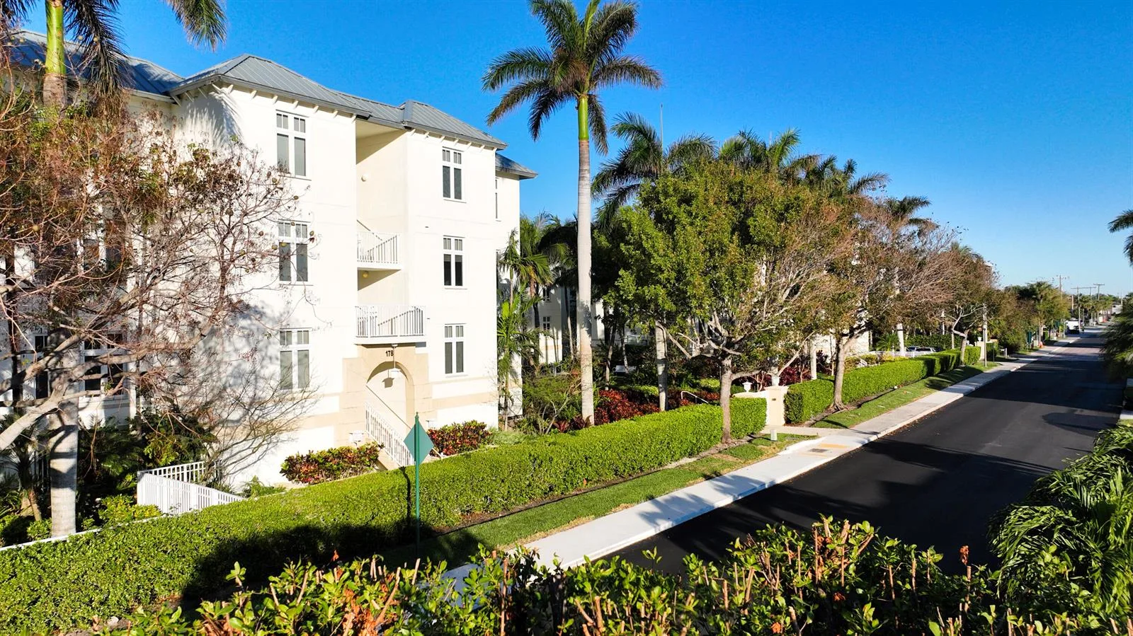 182 Lake Drive # 5302, Palm Beach Shores, FL 33404 photo 2