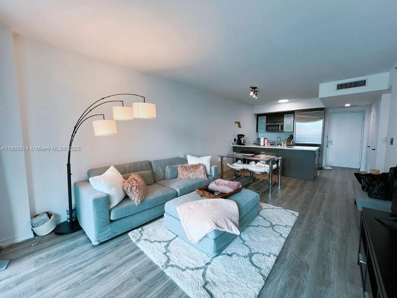 55 SE 6th St # 2304, Miami, FL 33131 photo 3