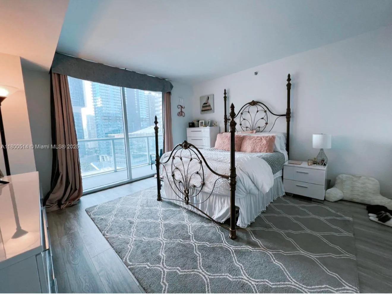 55 SE 6th St # 2304, Miami, FL 33131 photo 8