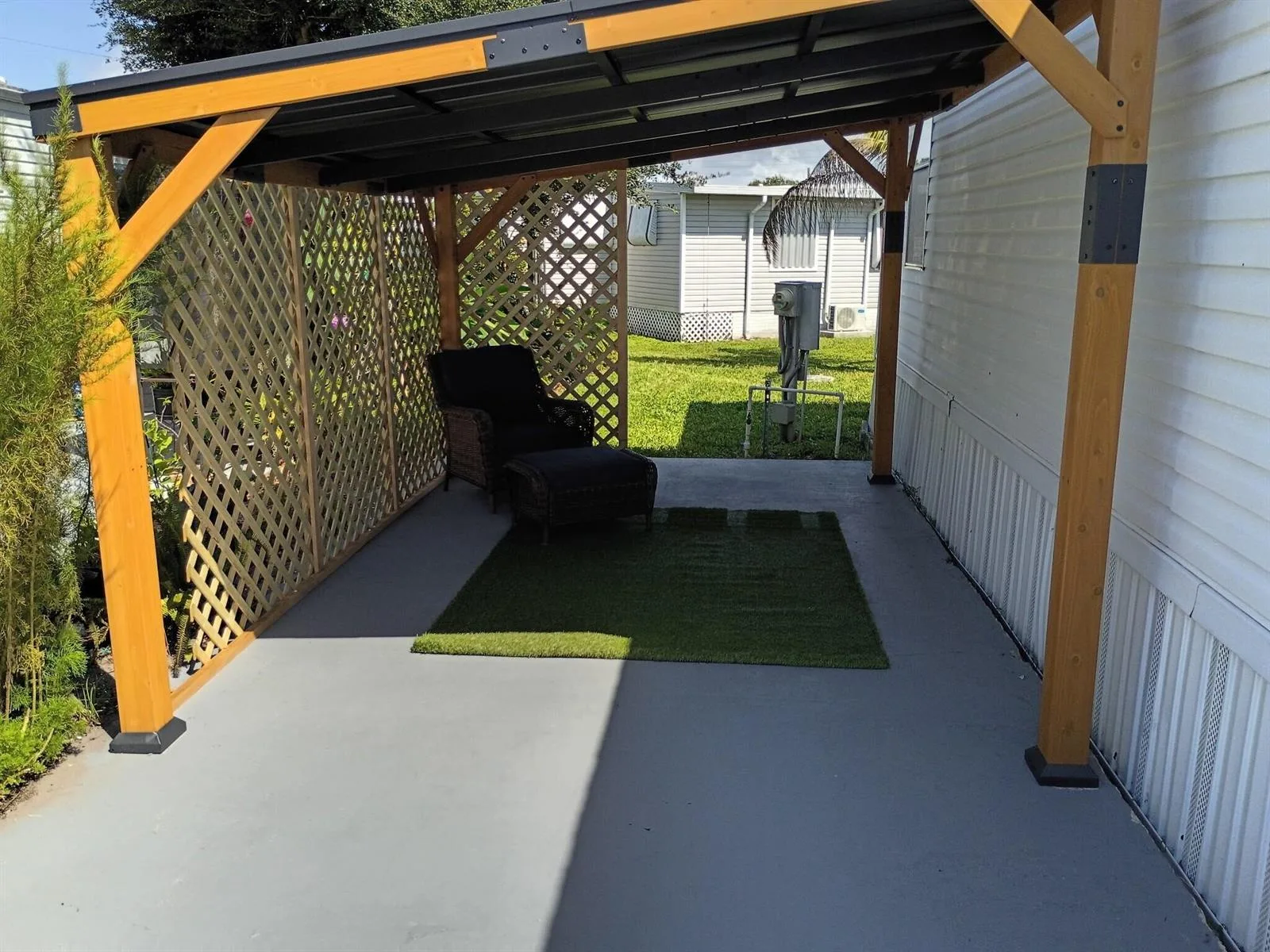8517 SW 17TH Court, Davie, FL 33324 photo 2