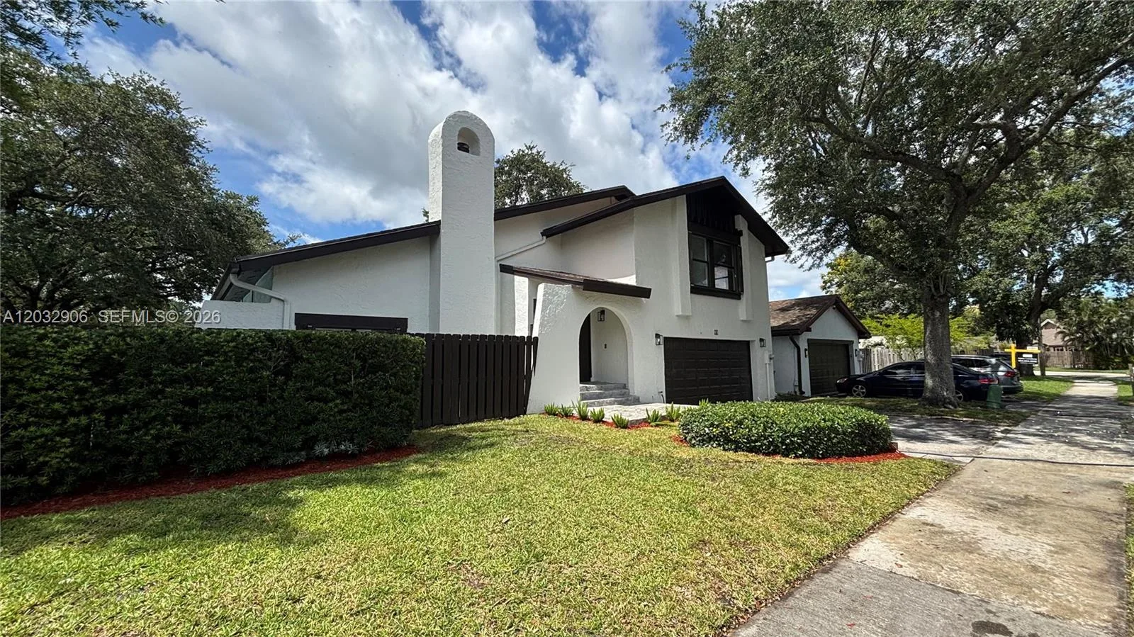 49 Forest Cir, Cooper City, FL 33026 photo 2