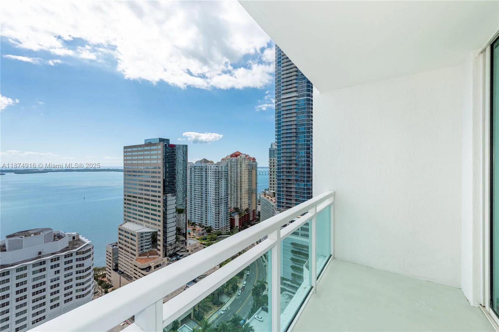 951 Brickell Ave # 3102, Miami, FL 33131 photo 2