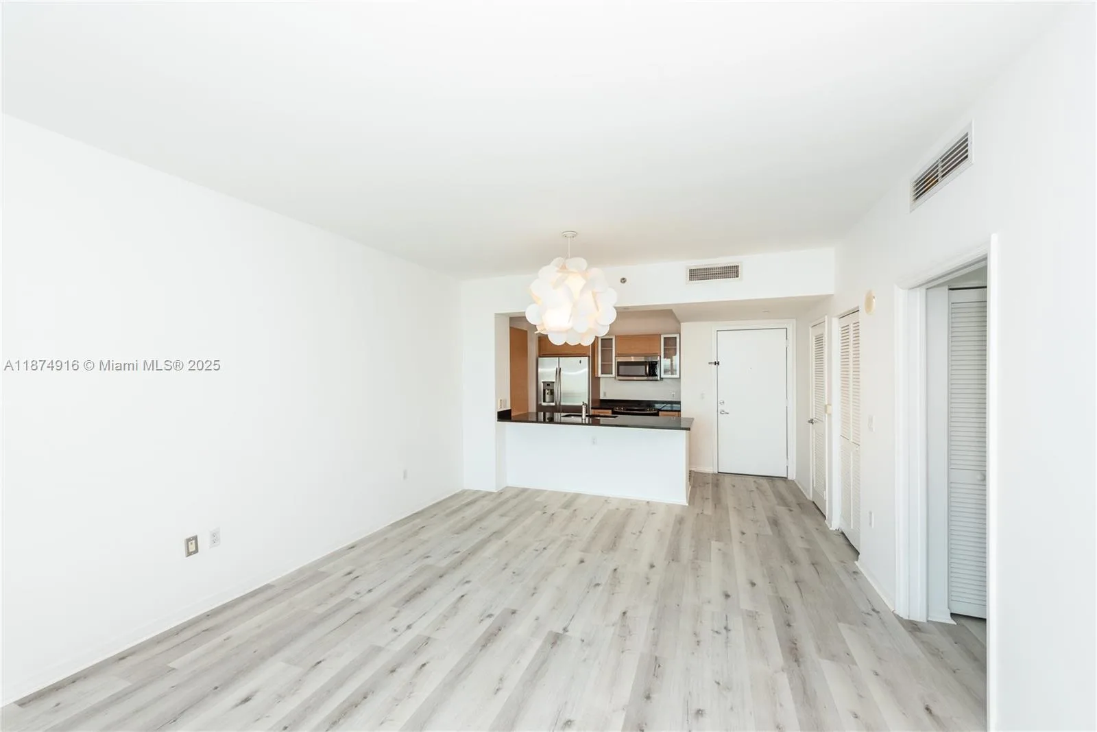 951 Brickell Ave # 3102, Miami, FL 33131 photo 6