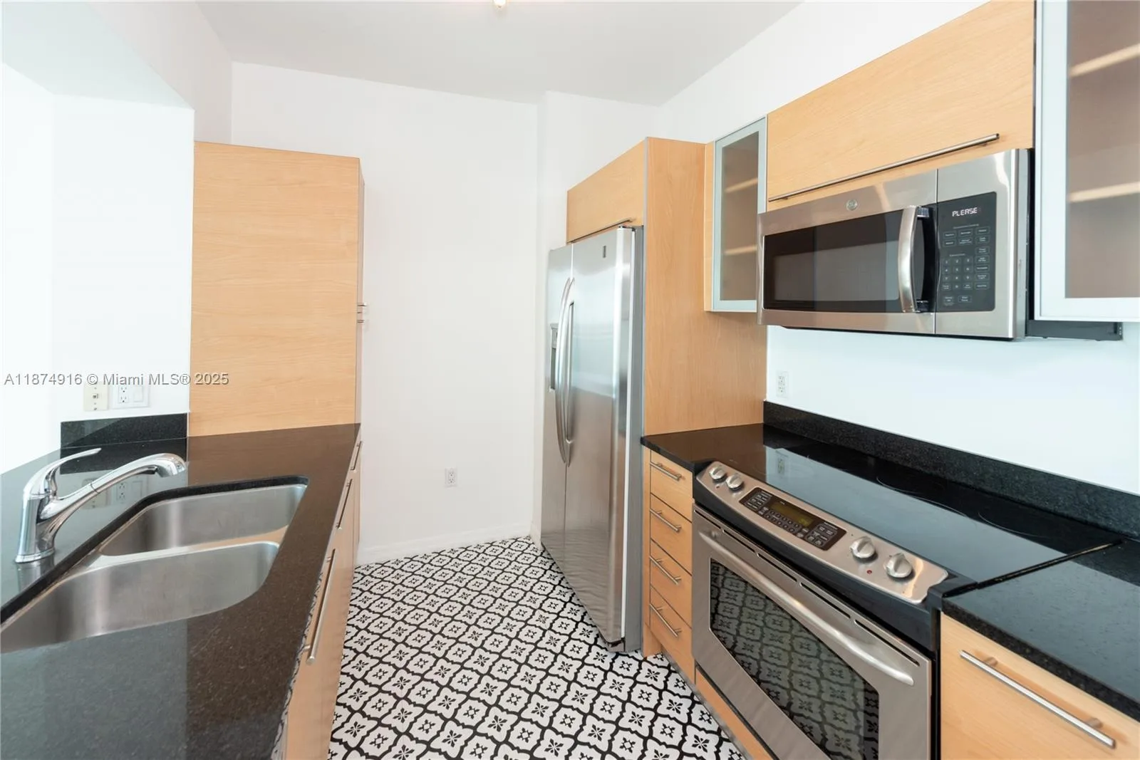 951 Brickell Ave # 3102, Miami, FL 33131 photo 9