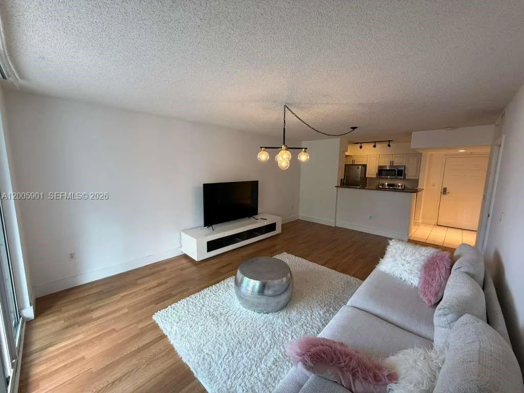 1155 Brickell Bay Dr # 606, Miami, FL 33131 photo 6