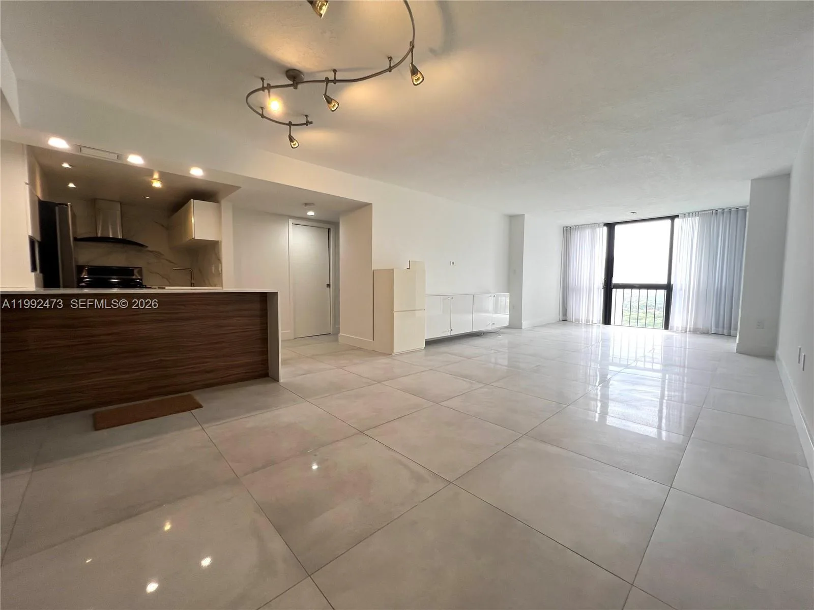 2333 Brickell Ave # 2310, Miami, FL 33129 photo 13