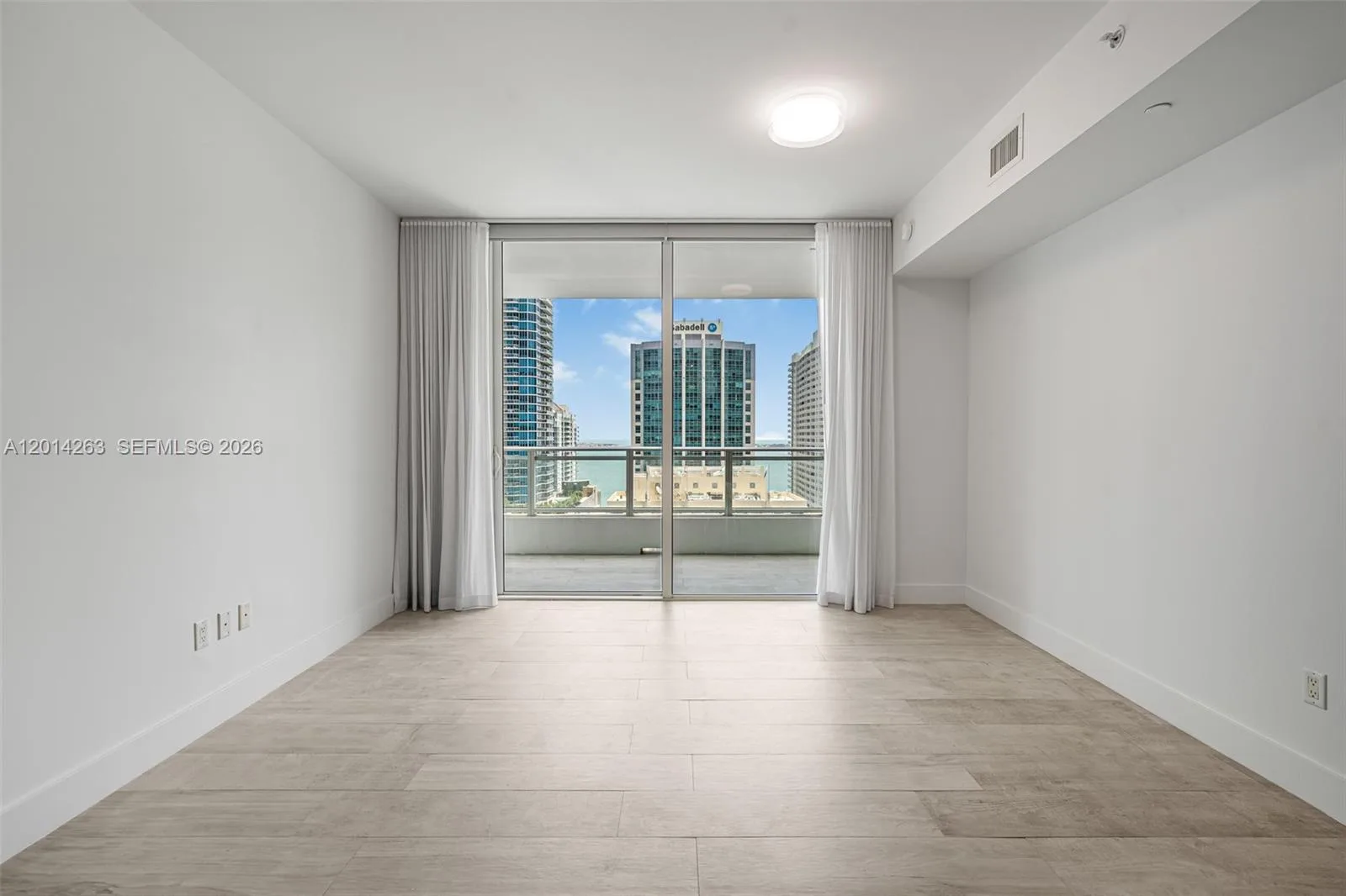 1080 Brickell Ave # 2606, Miami, FL 33131 photo 4