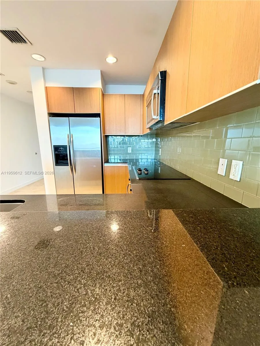 1060 Brickell Ave # 2113, Miami, FL 33131 photo 9