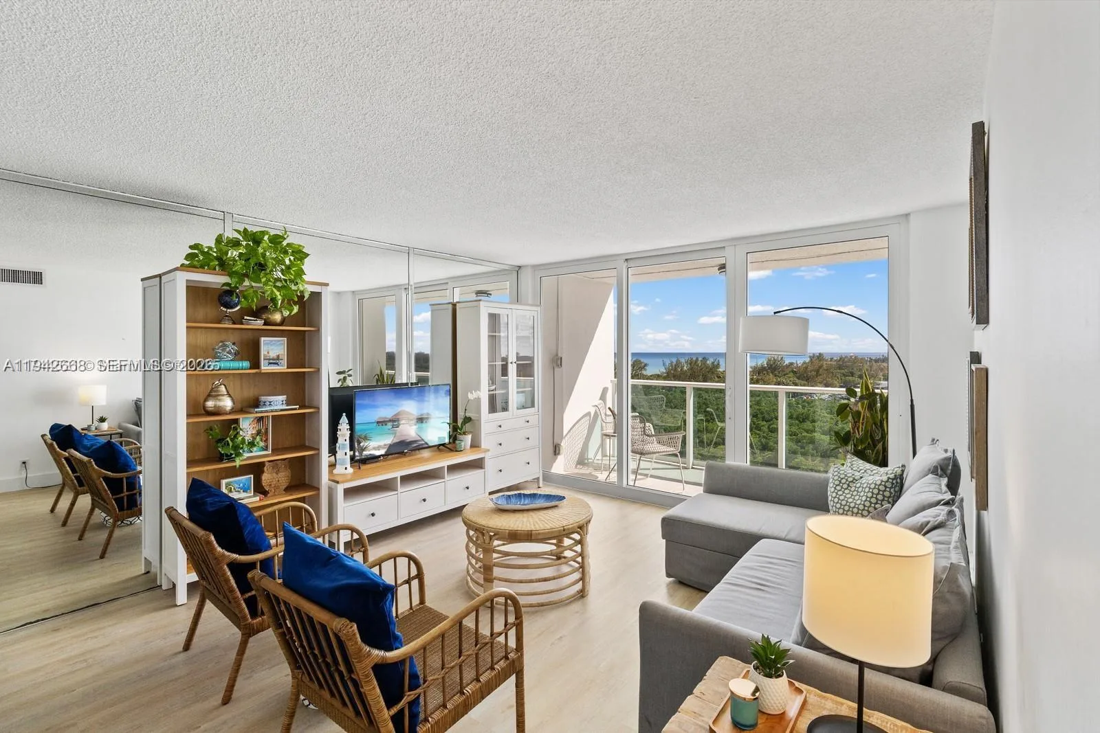 100 Bayview Dr # 1024, Sunny Isles Beach, FL 33160 photo 10