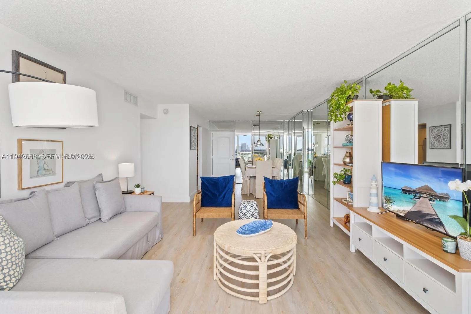 100 Bayview Dr # 1024, Sunny Isles Beach, FL 33160 photo 11