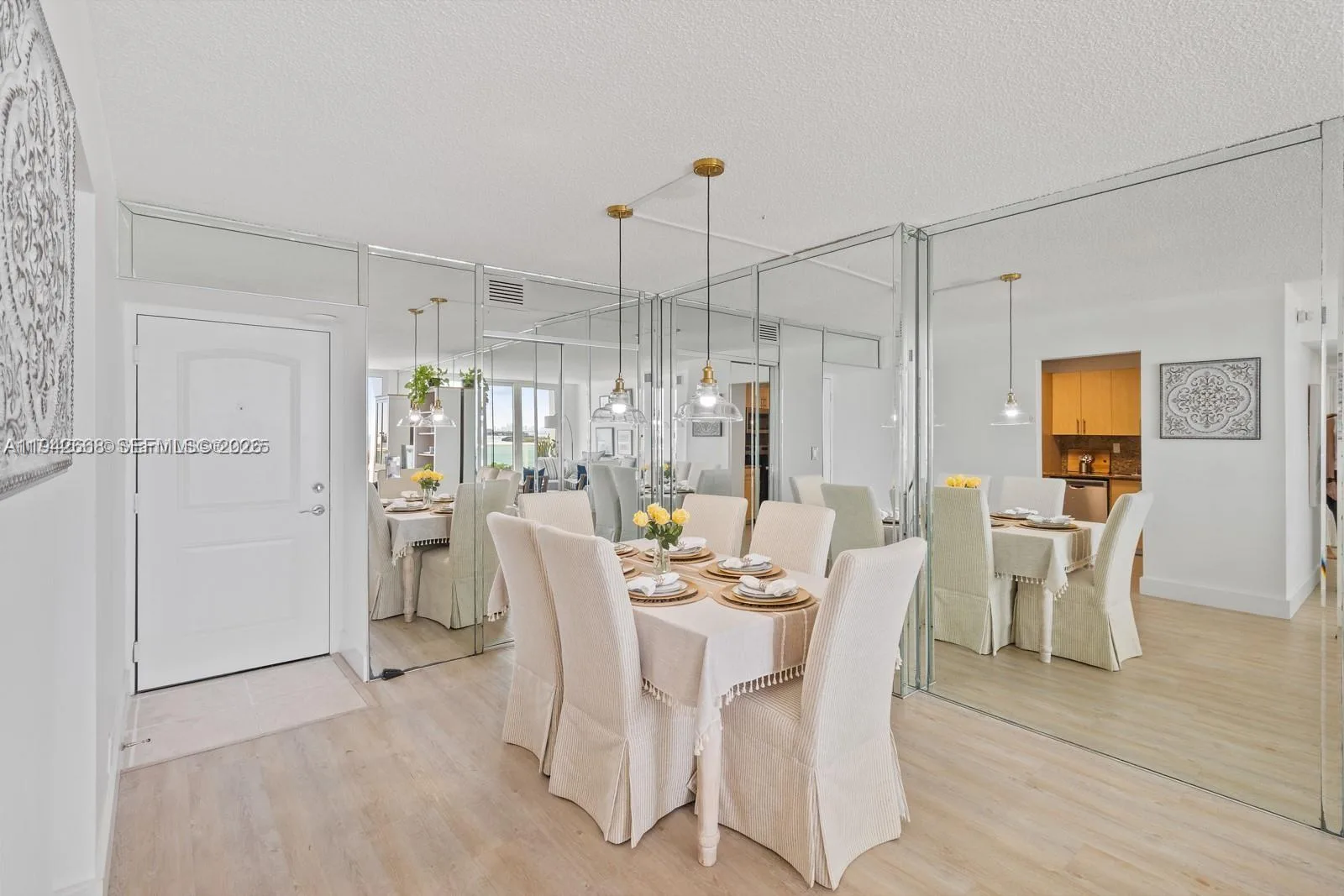 100 Bayview Dr # 1024, Sunny Isles Beach, FL 33160 photo 2