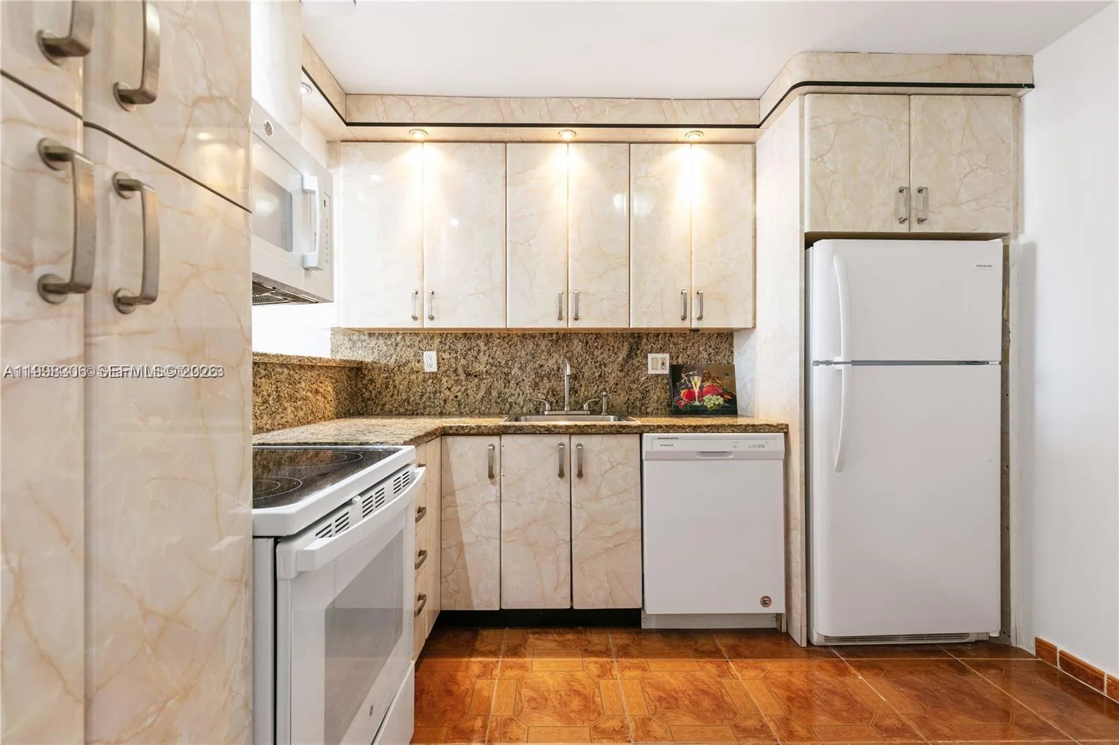 1849 S Ocean Dr # 1103, Hallandale Beach, FL 33009 photo 11