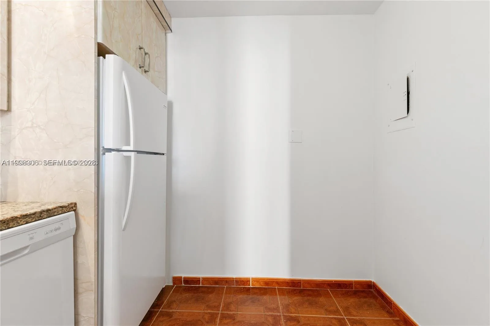 1849 S Ocean Dr # 1103, Hallandale Beach, FL 33009 photo 13