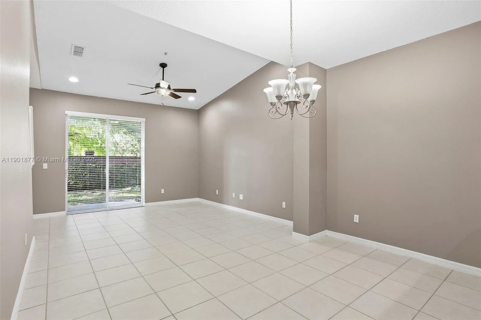935 Davenwood Ct, Orlando, FL 34761