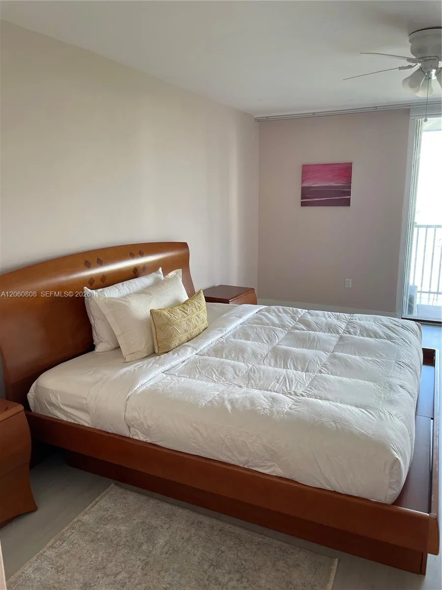 3375 N Country Club Dr # 803, Aventura, FL 33180 photo 12