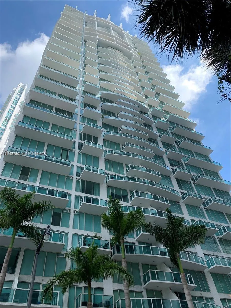 41 SE 5th St # 2010, Miami, FL 33131