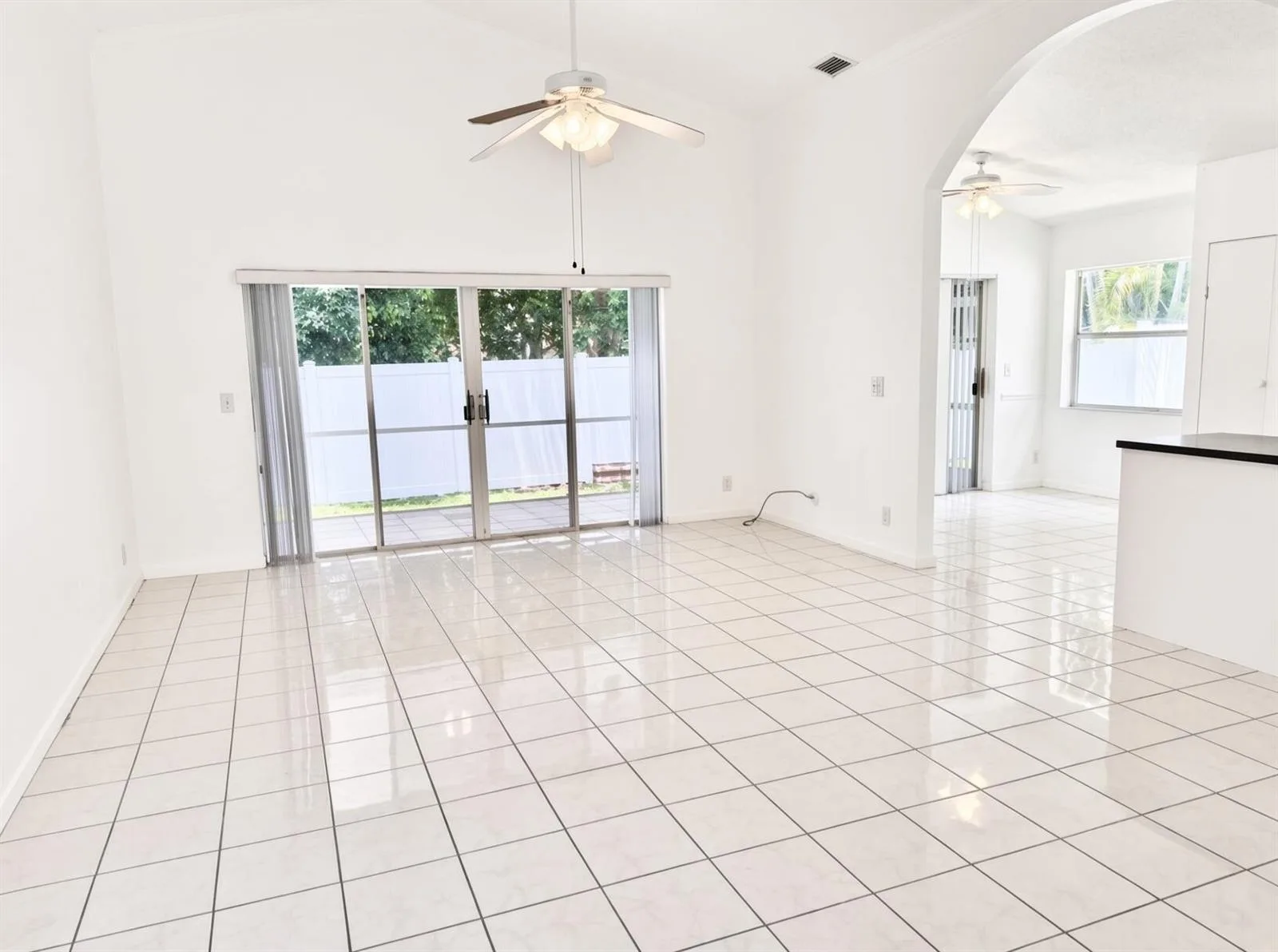 10160 Festival Way, Boca Raton, FL 33428 photo 4