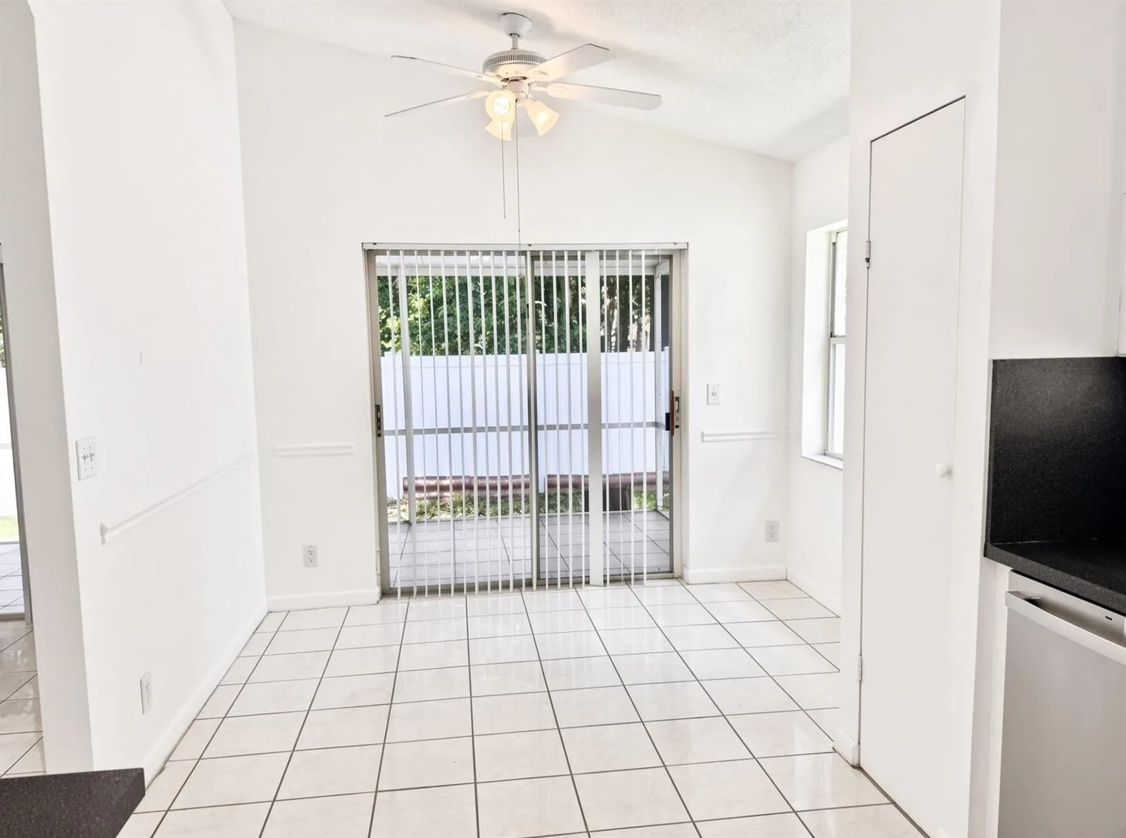 10160 Festival Way, Boca Raton, FL 33428 photo 6