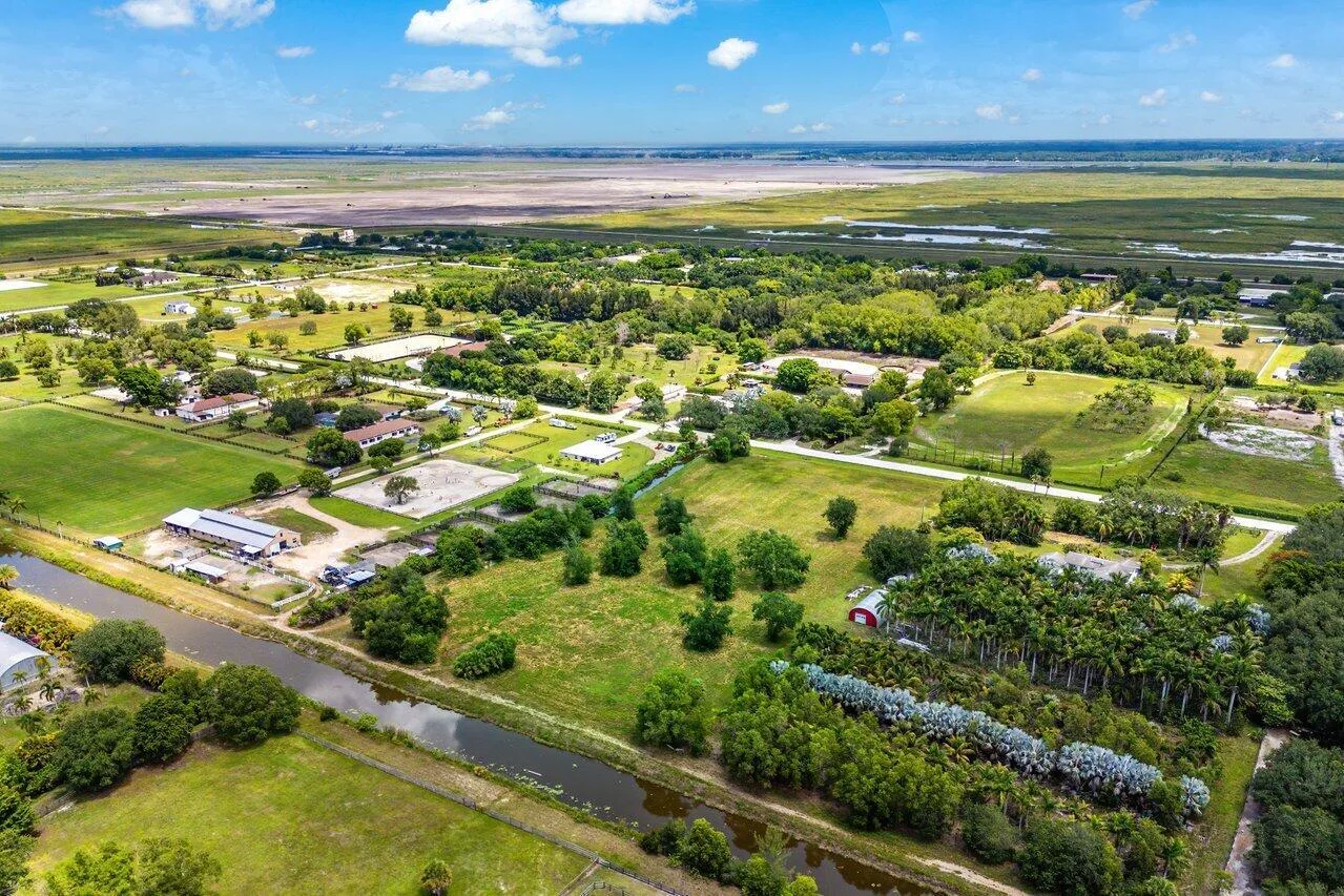 16526 Hollow Tree Lane, Wellington, FL 33470