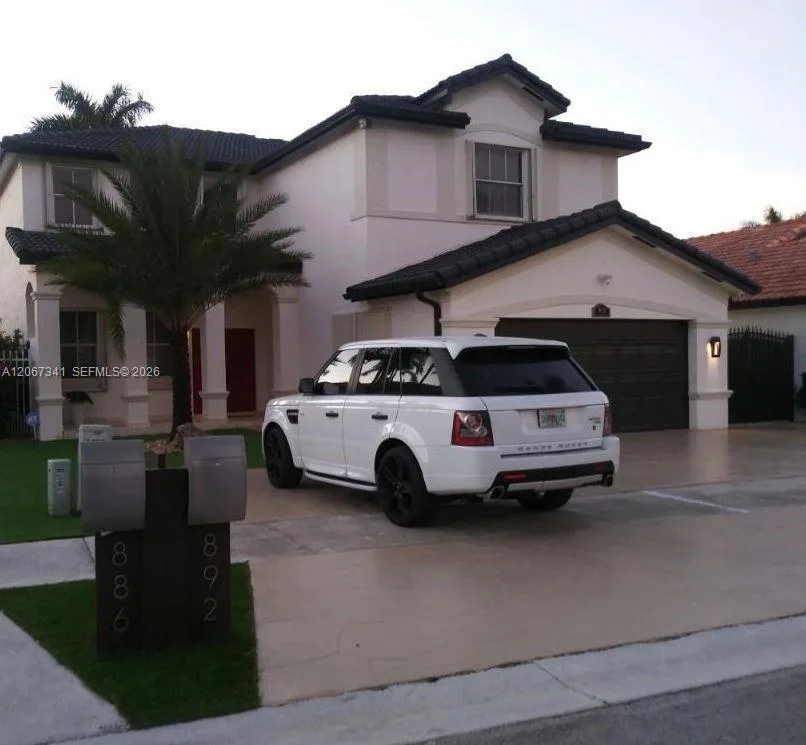 892 NW 131st Ave, Miami, FL 33182 photo 2