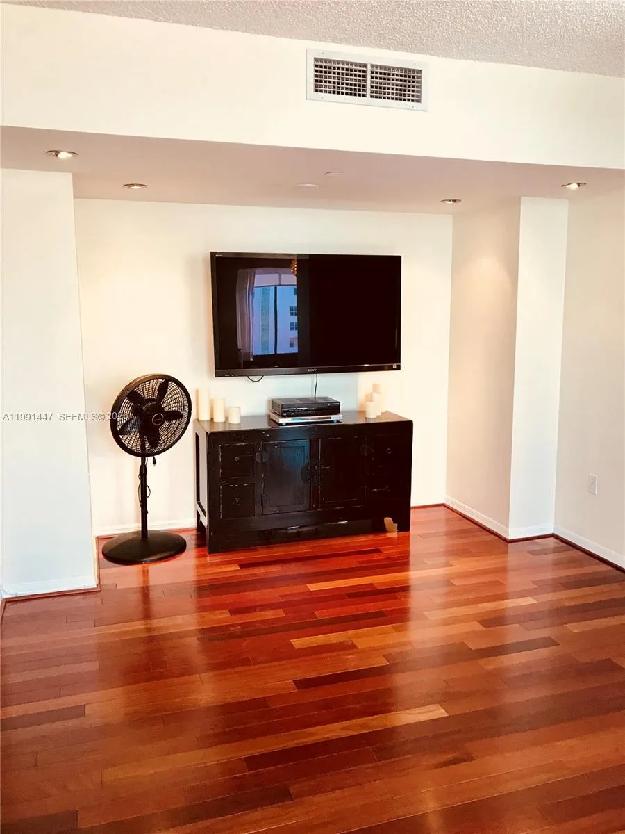 1330 West Ave # 1006, Miami Beach, FL 33139 photo 7