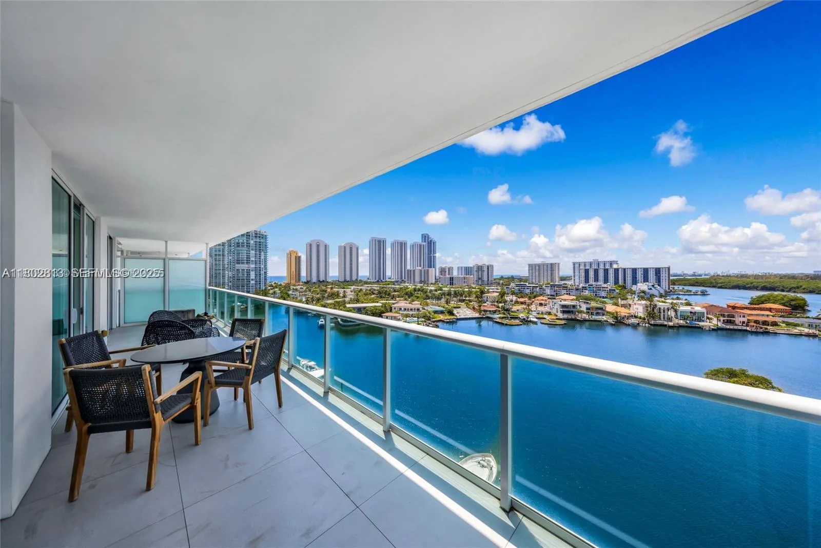 400 Sunny Isles # 1106, Sunny Isles Beach, FL 33160
