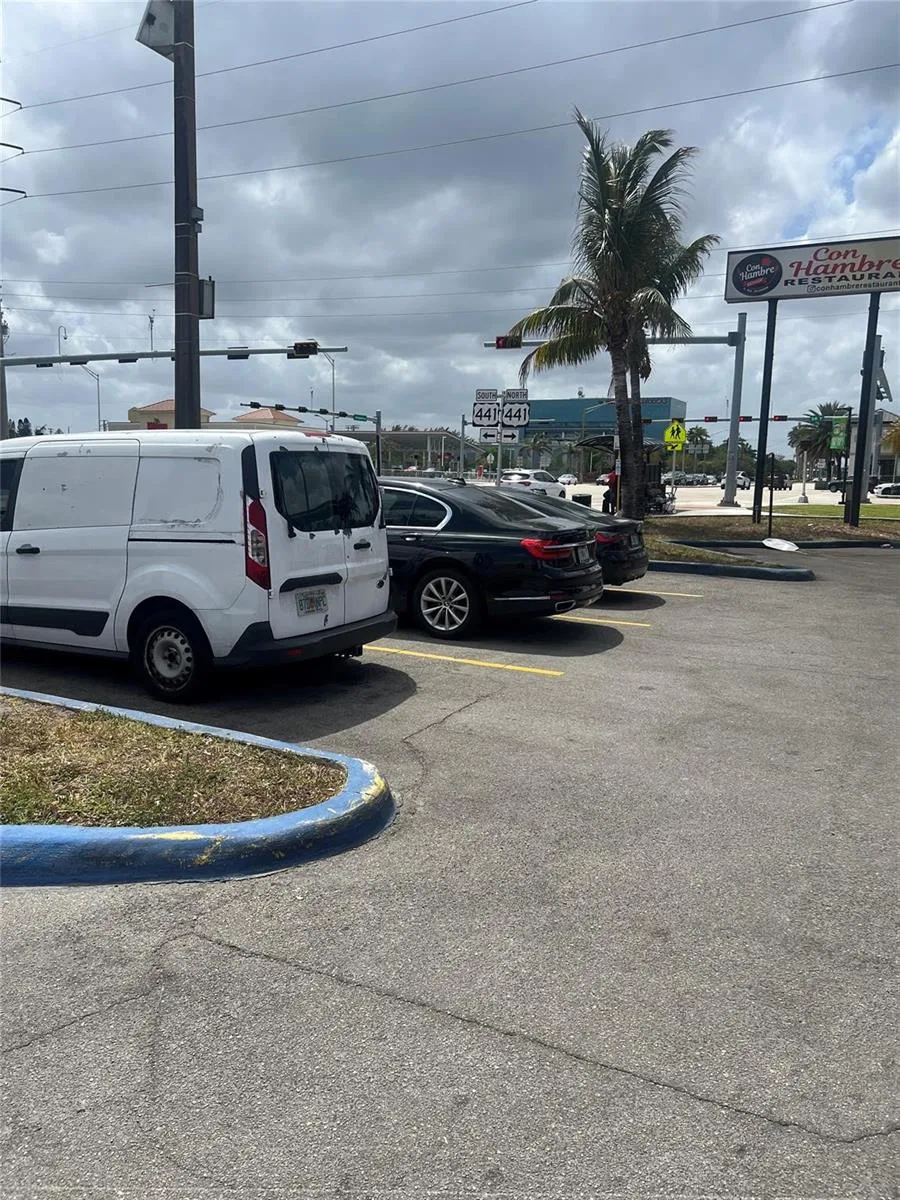 5939 HOLLYWOOD Boulevard, Hollywood, FL 33021 photo 3