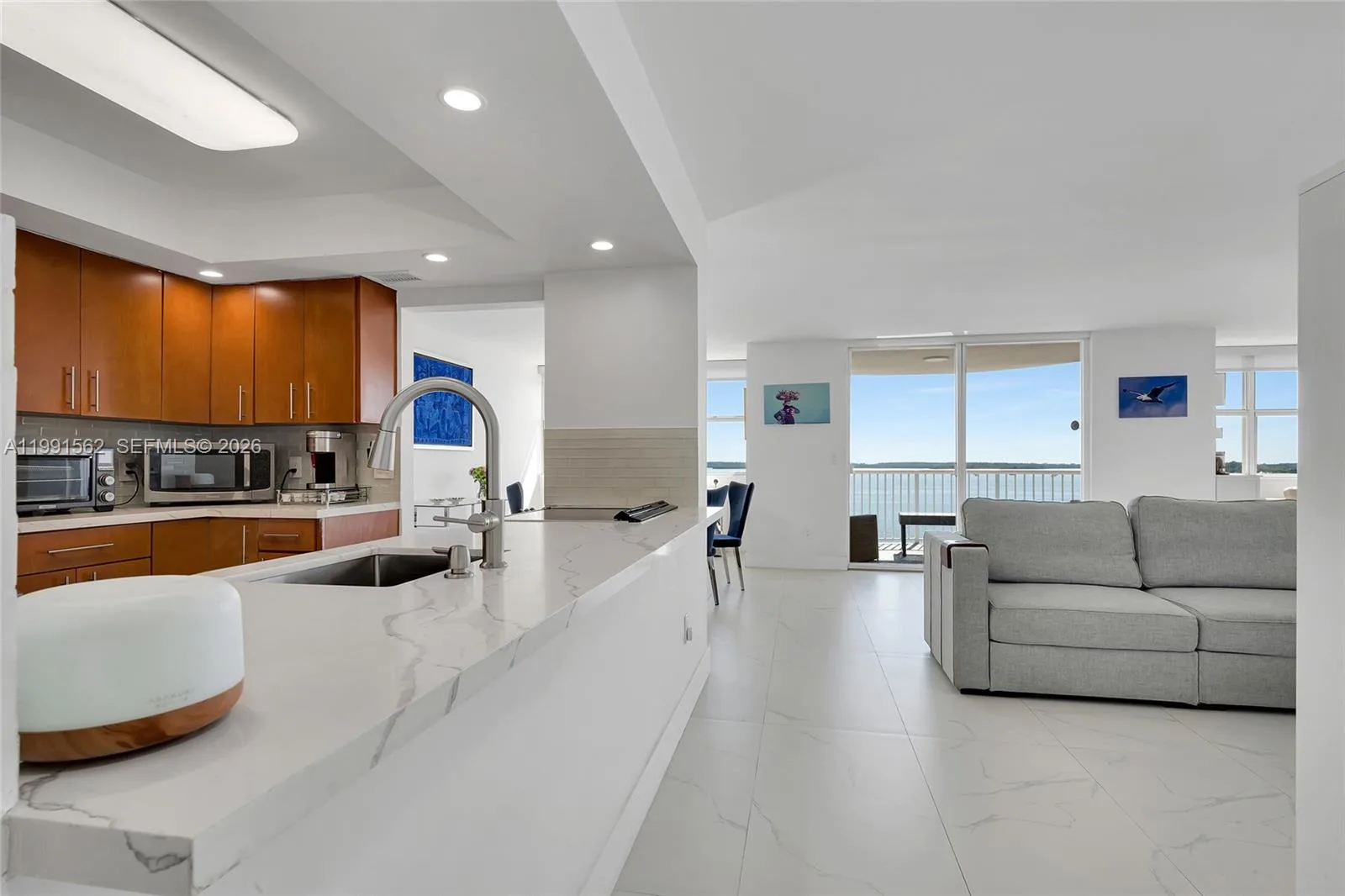 1420 Brickell Bay Dr # 1003A, Miami, FL 33131 photo 6