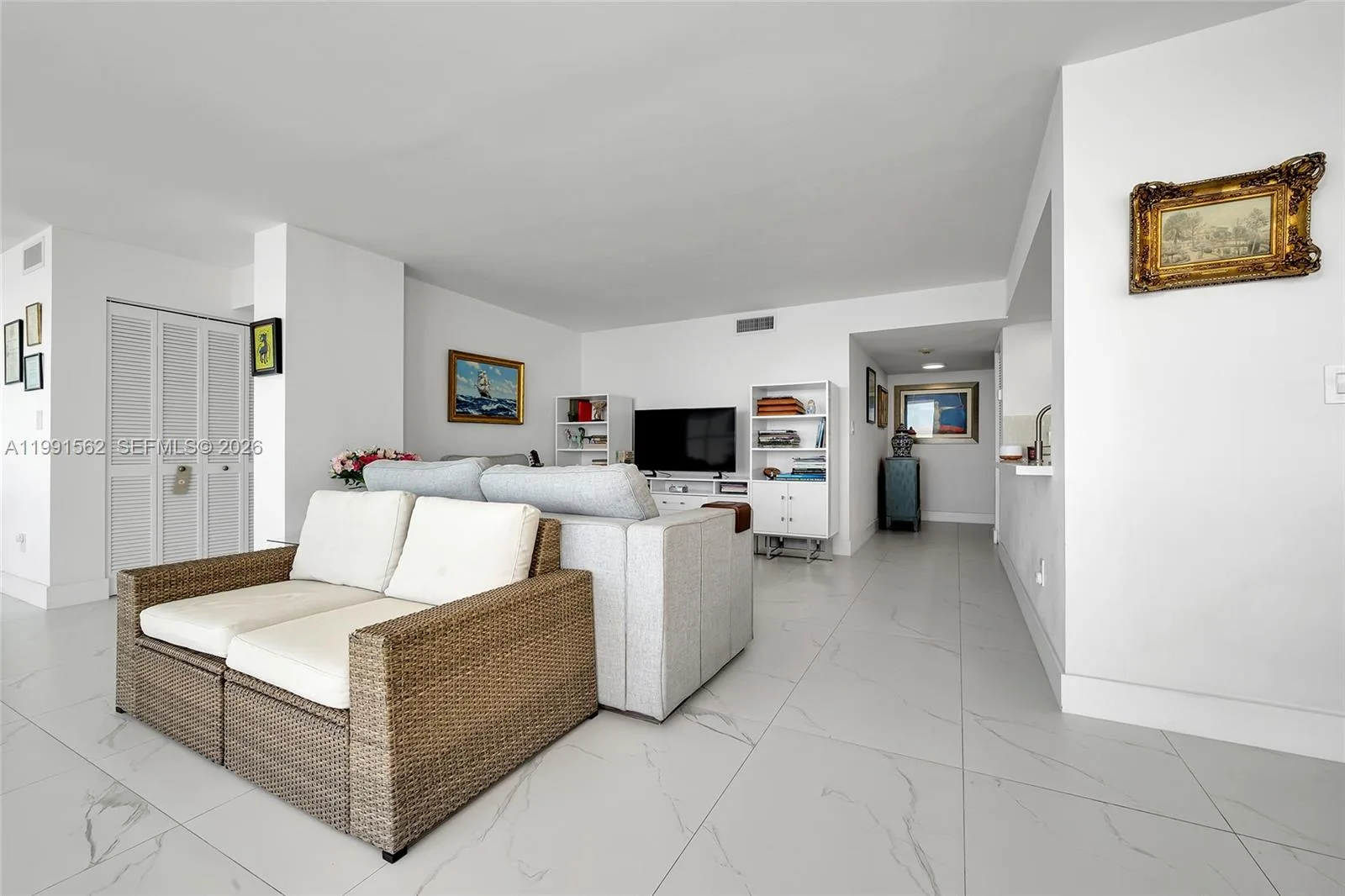 1420 Brickell Bay Dr # 1003A, Miami, FL 33131 photo 8