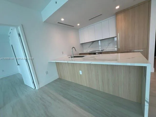 2411 Laguna circle # 1509, Miami, FL 33181 — zdjęcie 4
