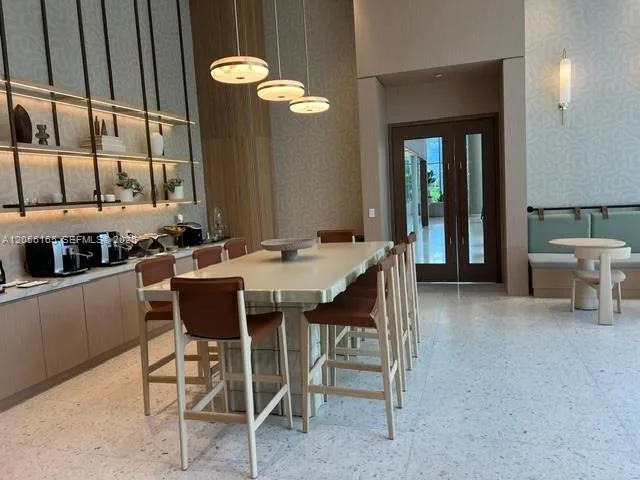 2411 Laguna circle # 1509, Miami, FL 33181 photo 7