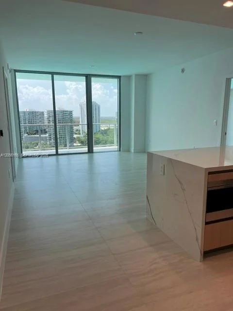 2411 Laguna circle # 1509, Miami, FL 33181 photo 8